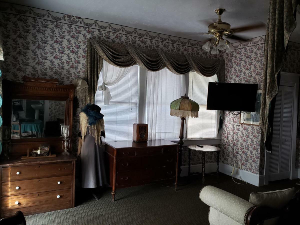 Topaz Motel - フラッグラー・ビーチ エクステリア 写真