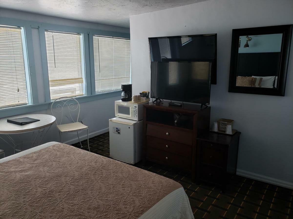 Topaz Motel - フラッグラー・ビーチ エクステリア 写真