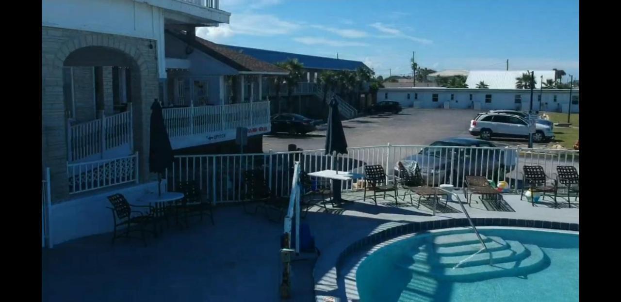 Topaz Motel - フラッグラー・ビーチ エクステリア 写真